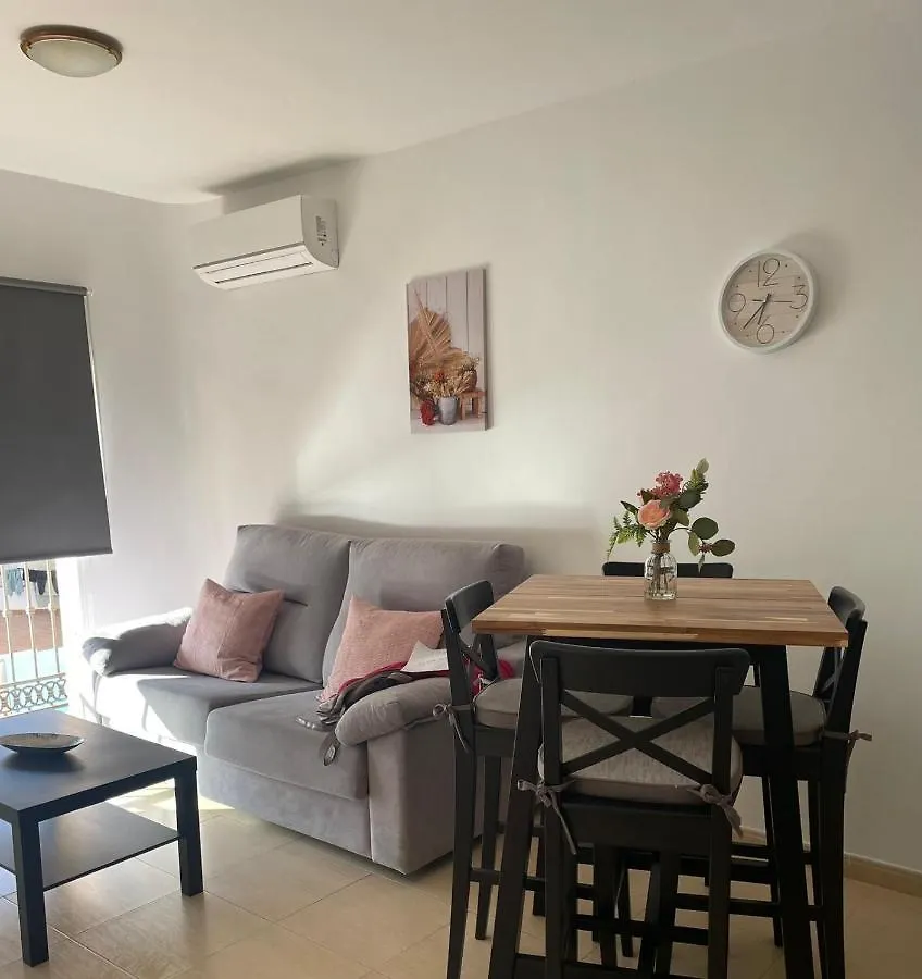 Apartamento En El Centro De Nerja. Spain